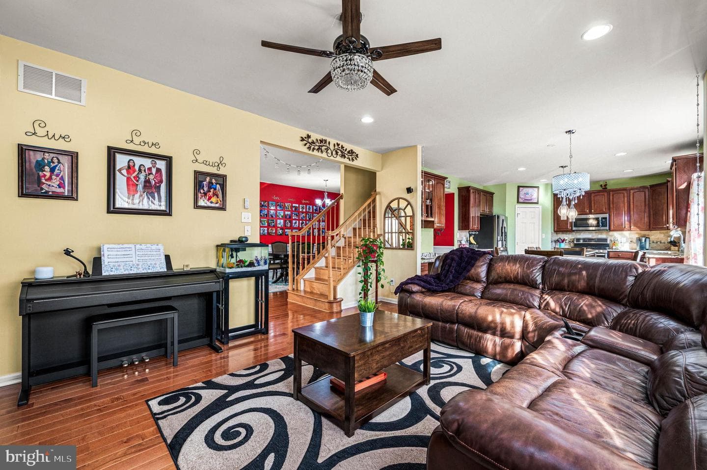 635 Sunderland Avenue photo 30
