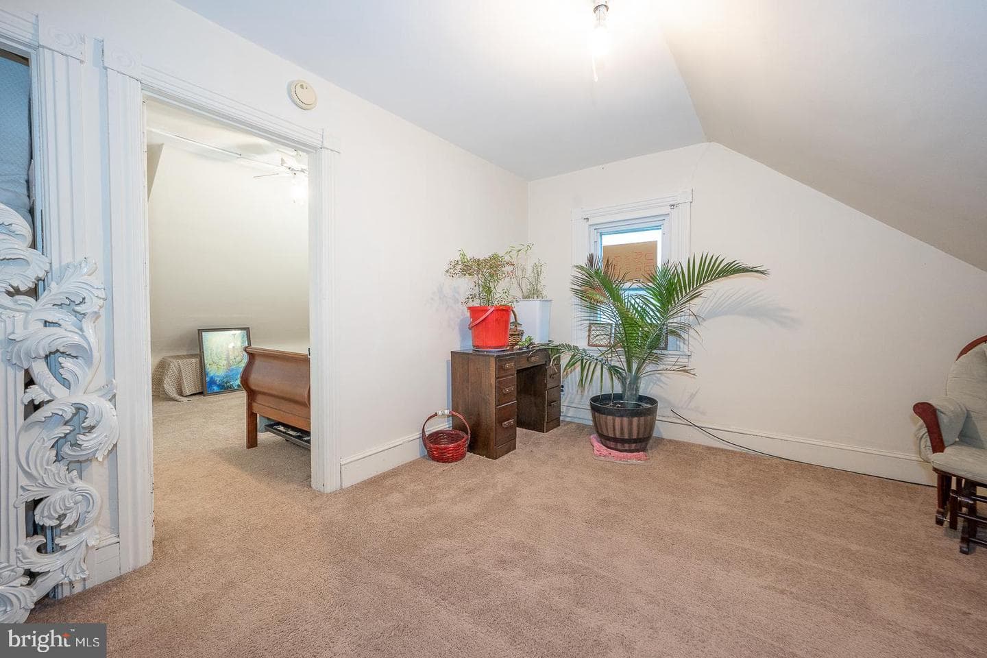 40 Grove Avenue photo 22
