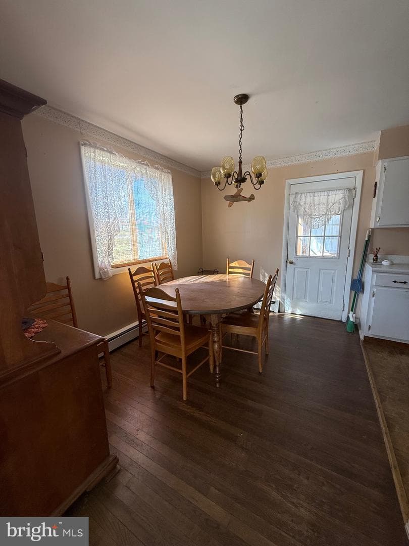 283 Kelton Road photo 11