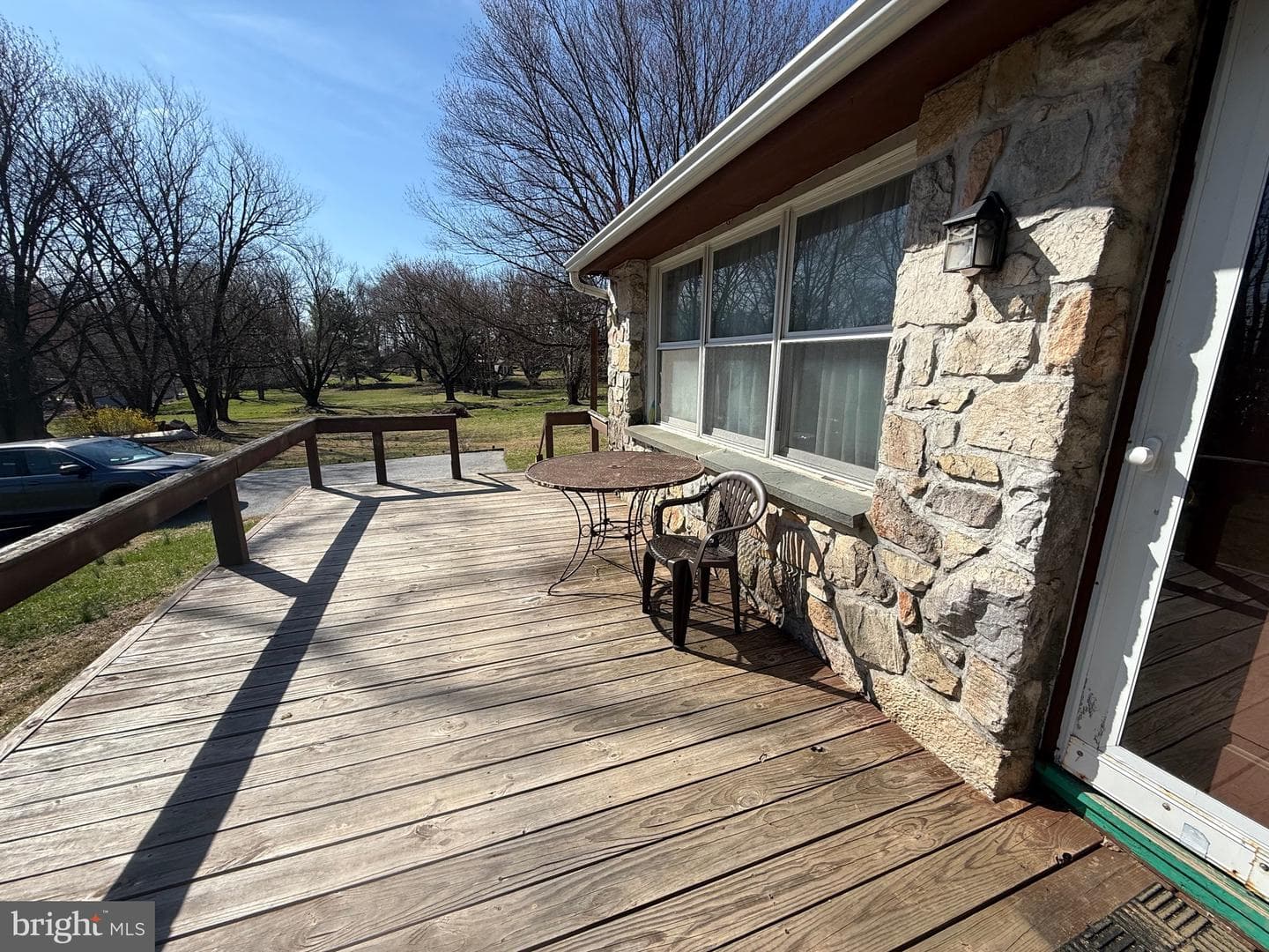 283 Kelton Road photo 6