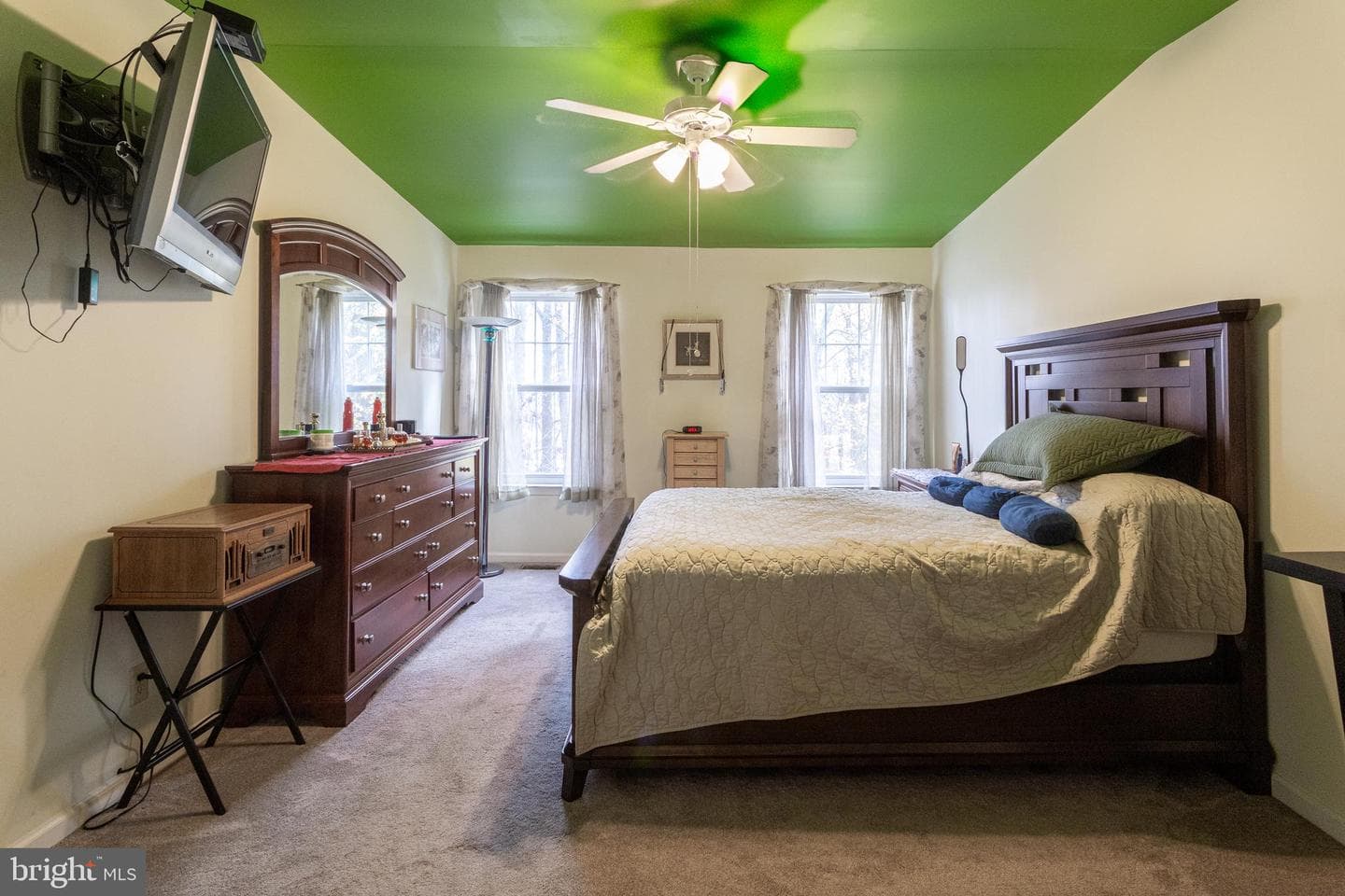 105 Yorktown Court photo 13