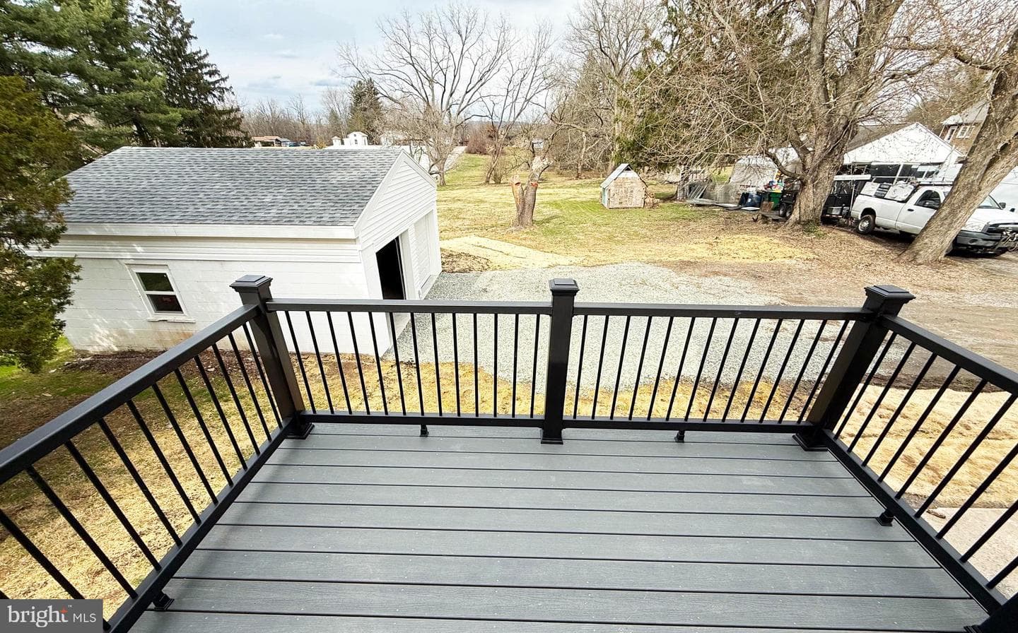 211 Pearl Street photo 11