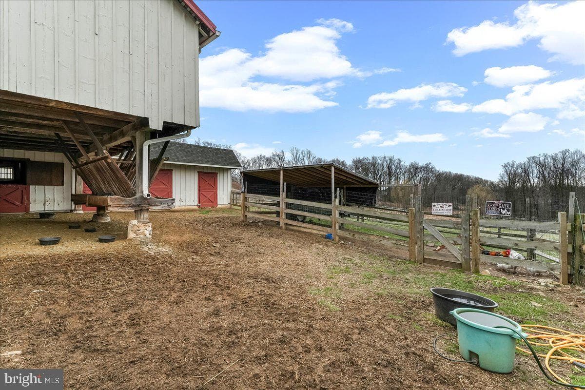 2563 Veronica Drive photo 65