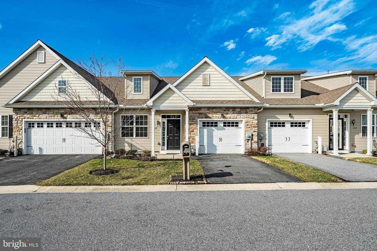 215 Rose View Drive