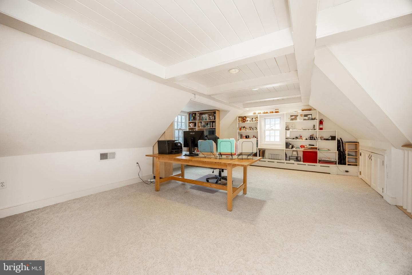 580 Reeds Road photo 32