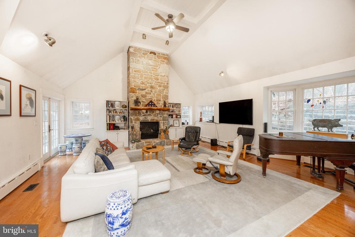 580 Reeds Road photo 35