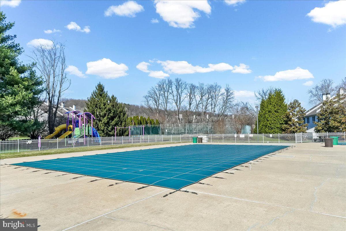 48 Buttonwood Drive photo 35
