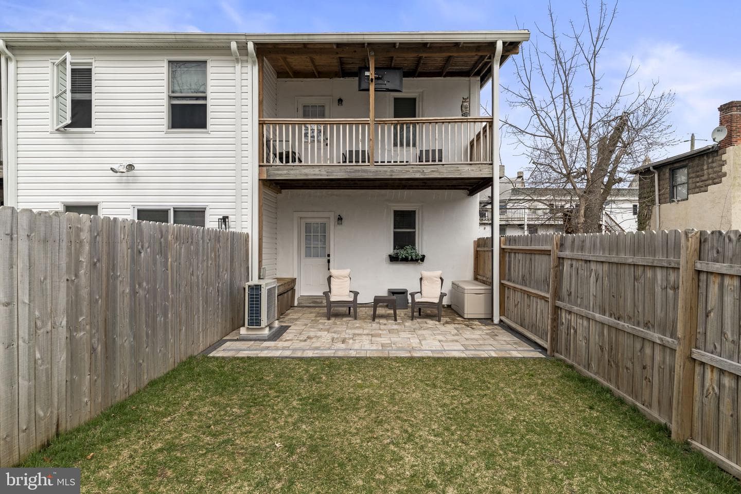 406 W Chestnut Street photo 30