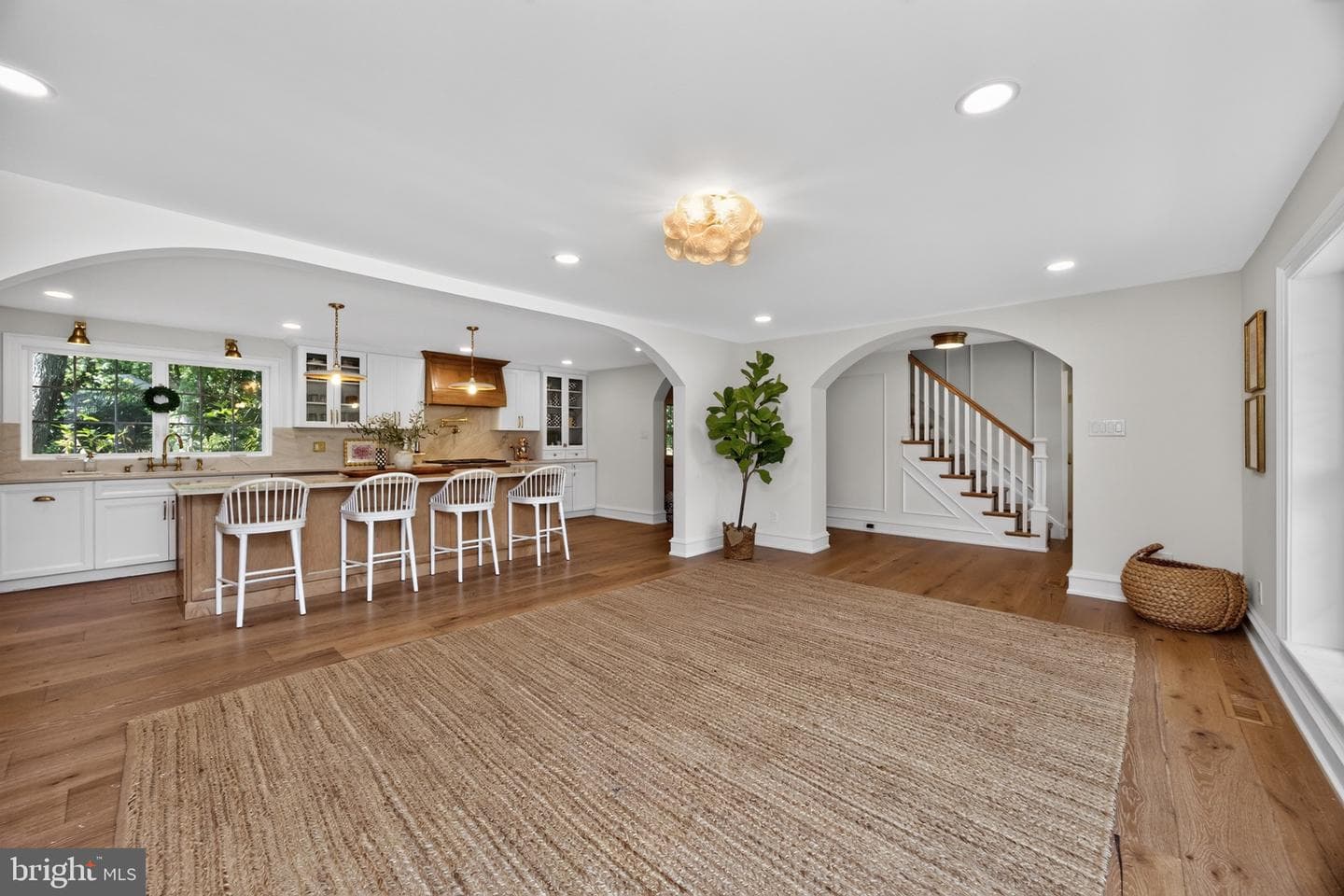 1236 Highgate Road photo 2