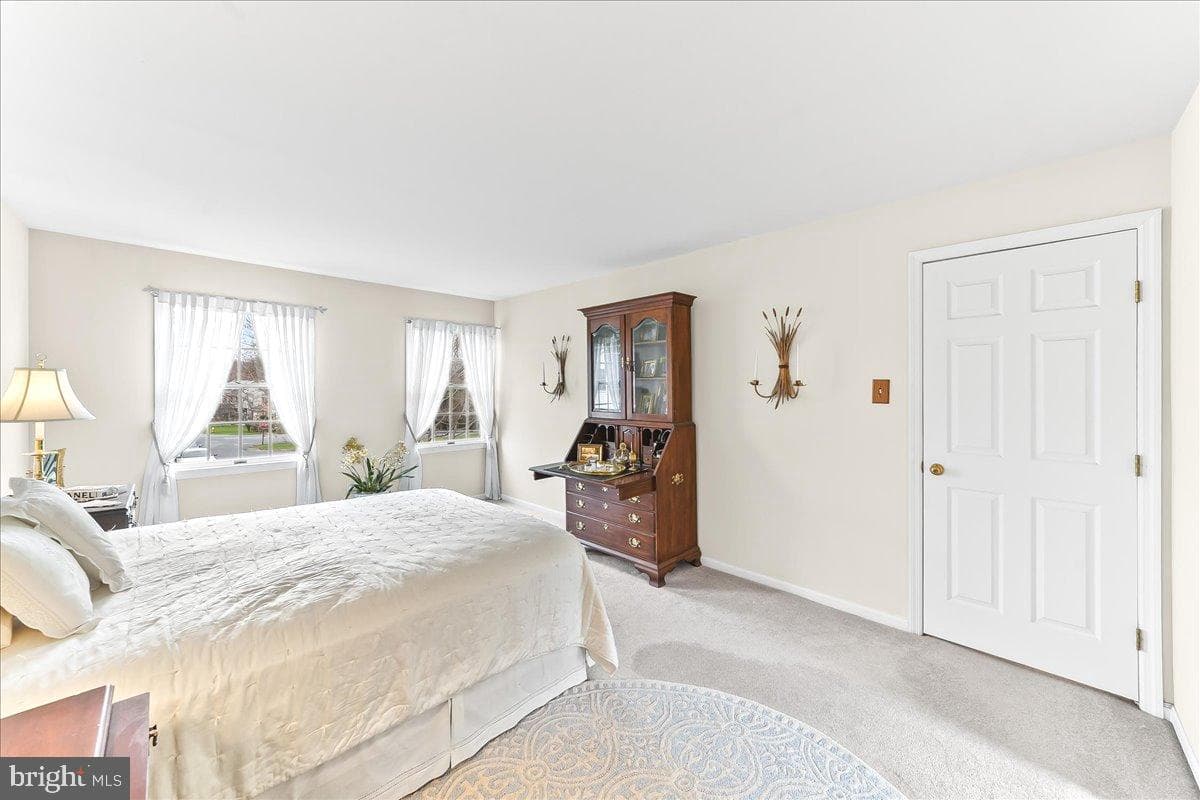 203 Balmoral Circle photo 23