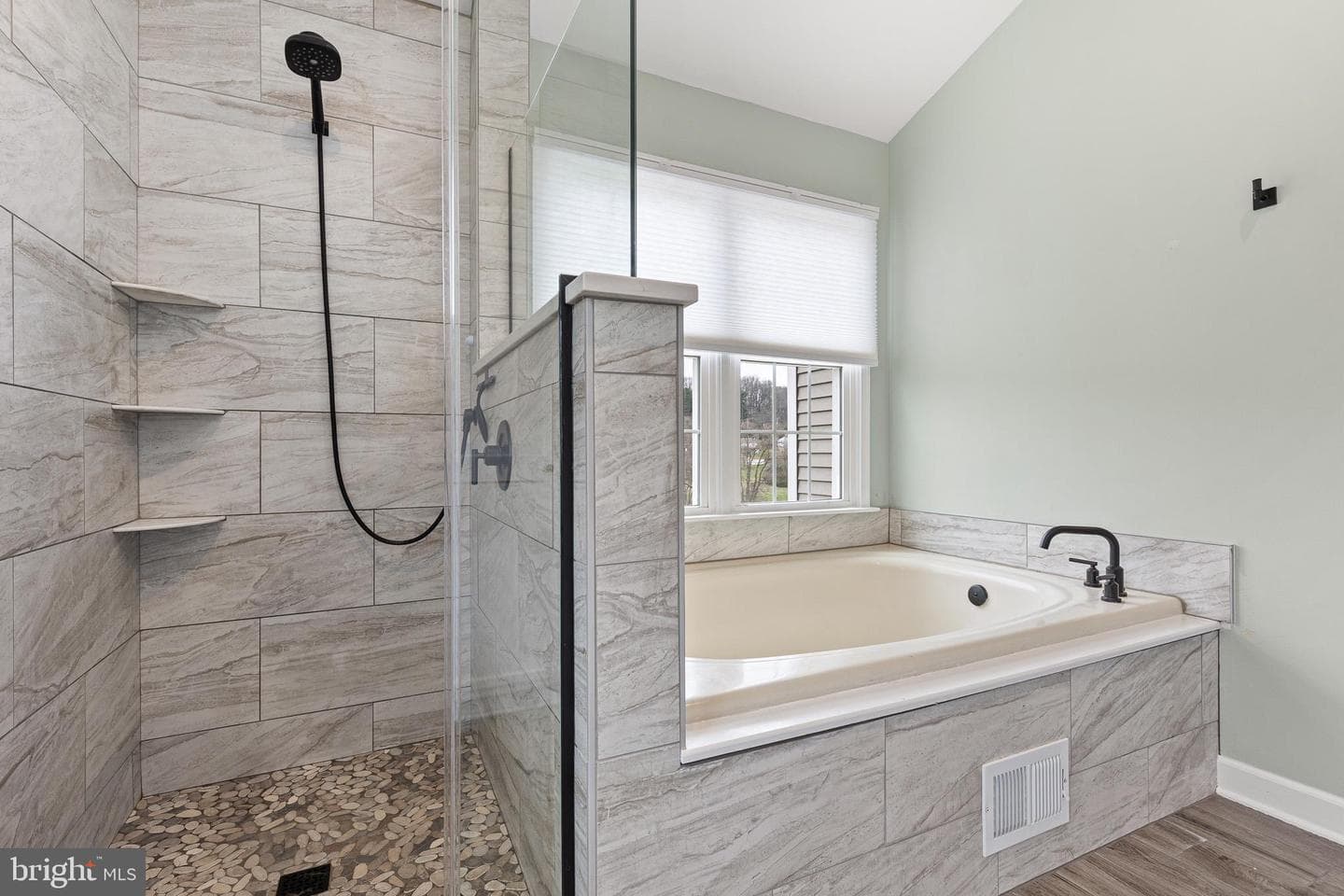 719 Jacques Circle photo 20