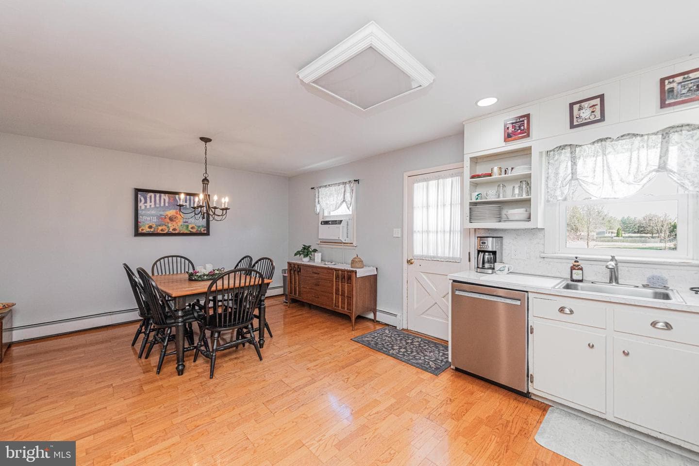 1019 Hares Hill Road photo 6