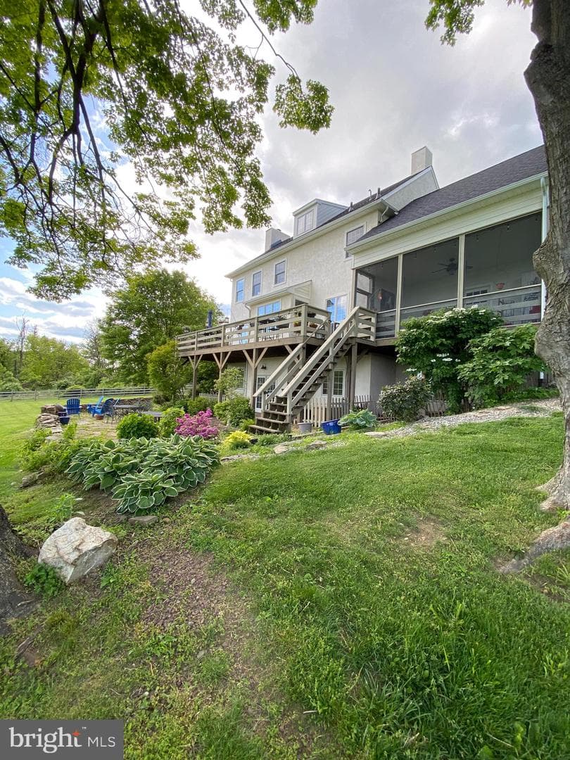 100 Pennfield Drive photo 11