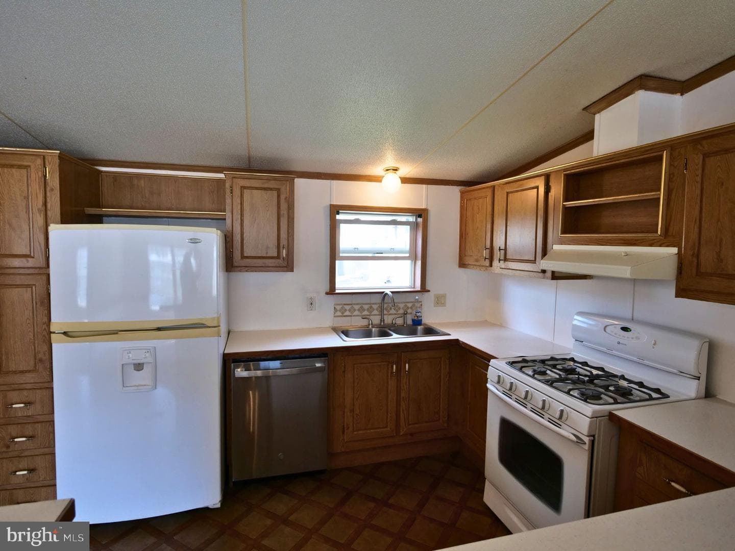 31 Terrace Drive photo 9