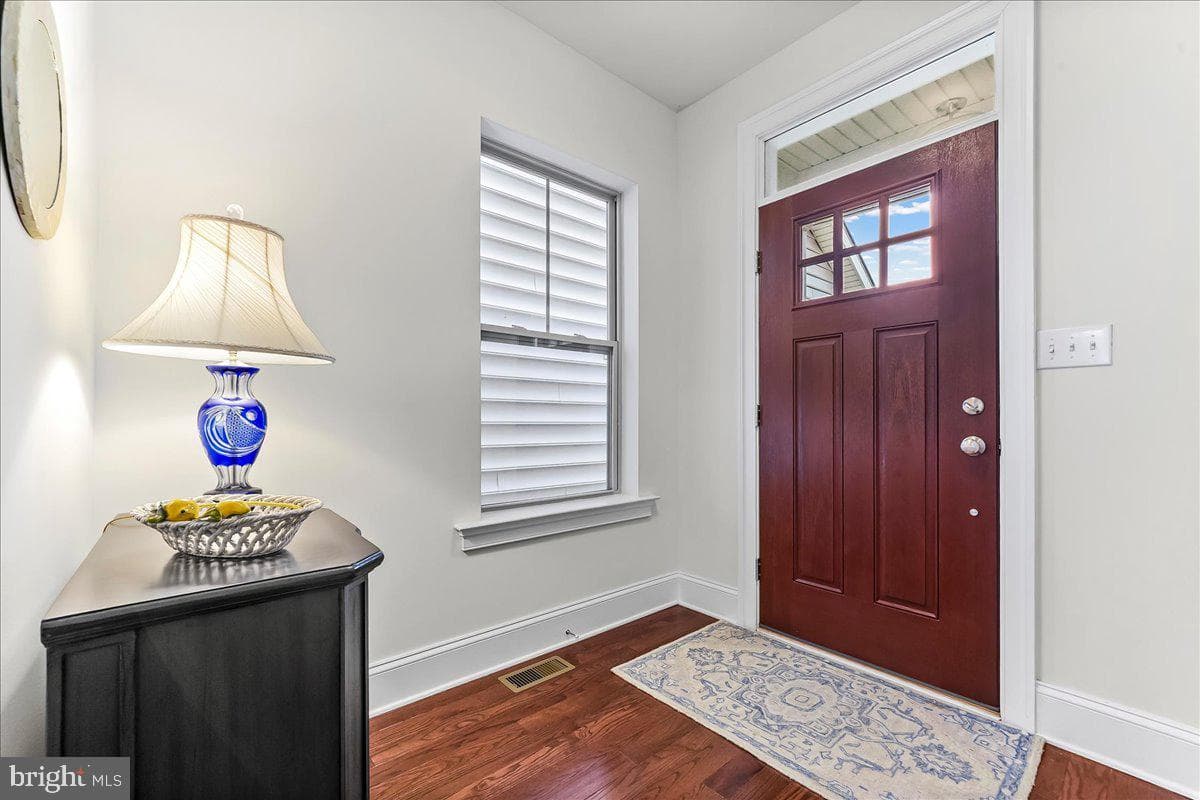 1007 James Walter Way photo 3