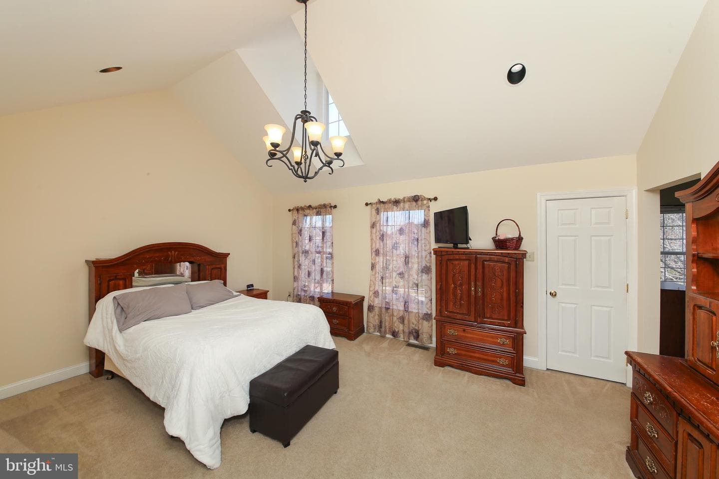 212 Truman Way photo 15