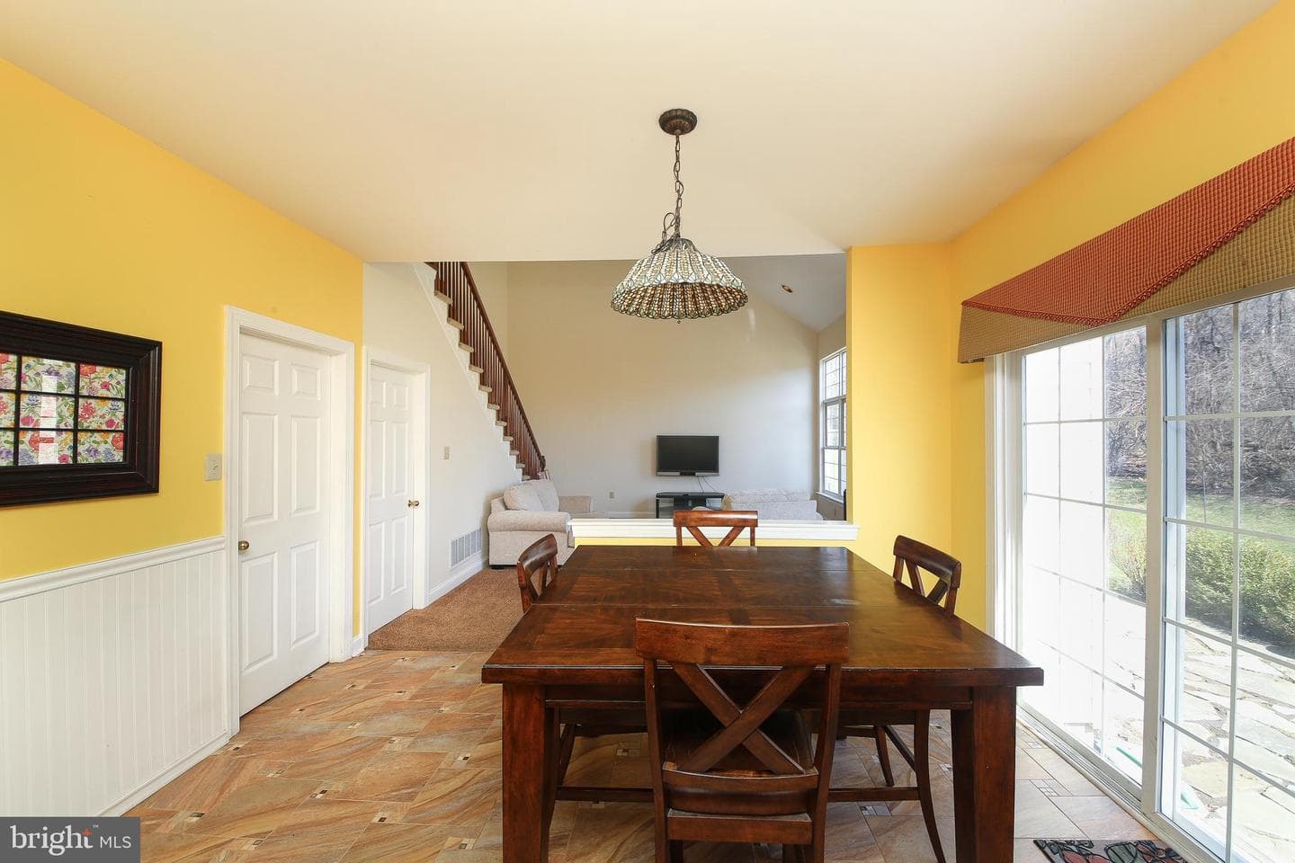 212 Truman Way photo 9
