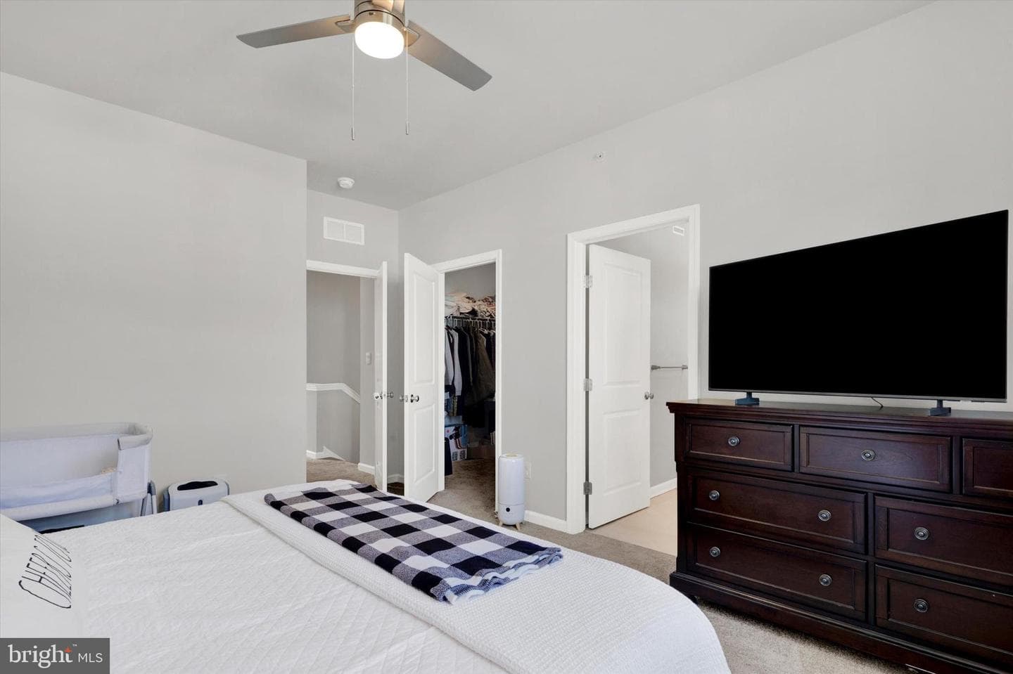 423 Smithworks Boulevard photo 25