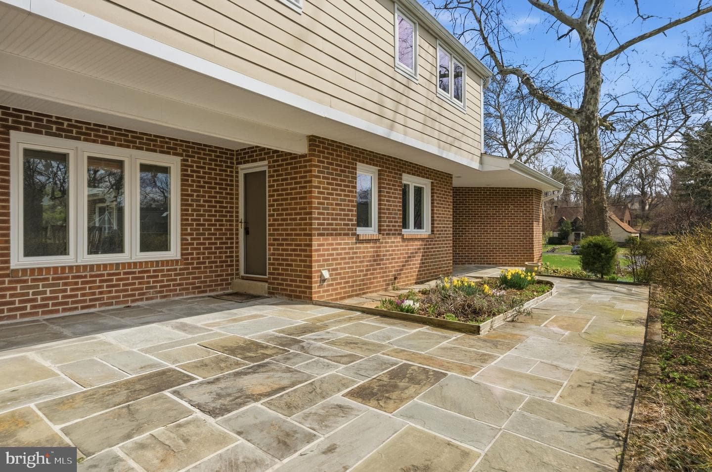 1561 Tanglewood photo 49