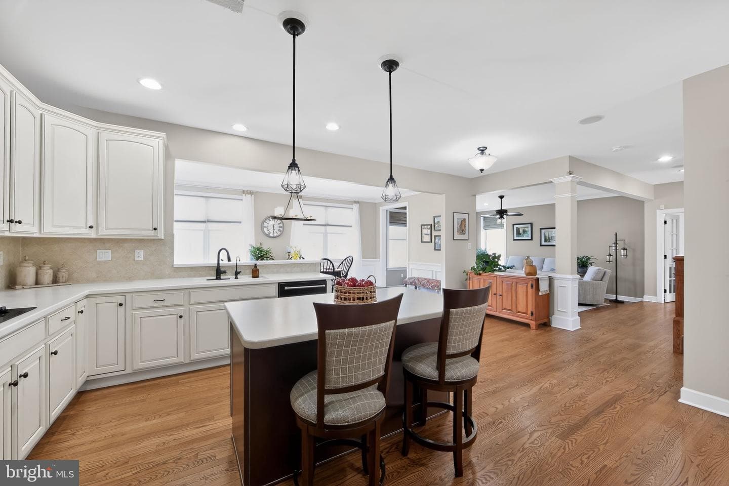 19 Steepleview Drive photo 16