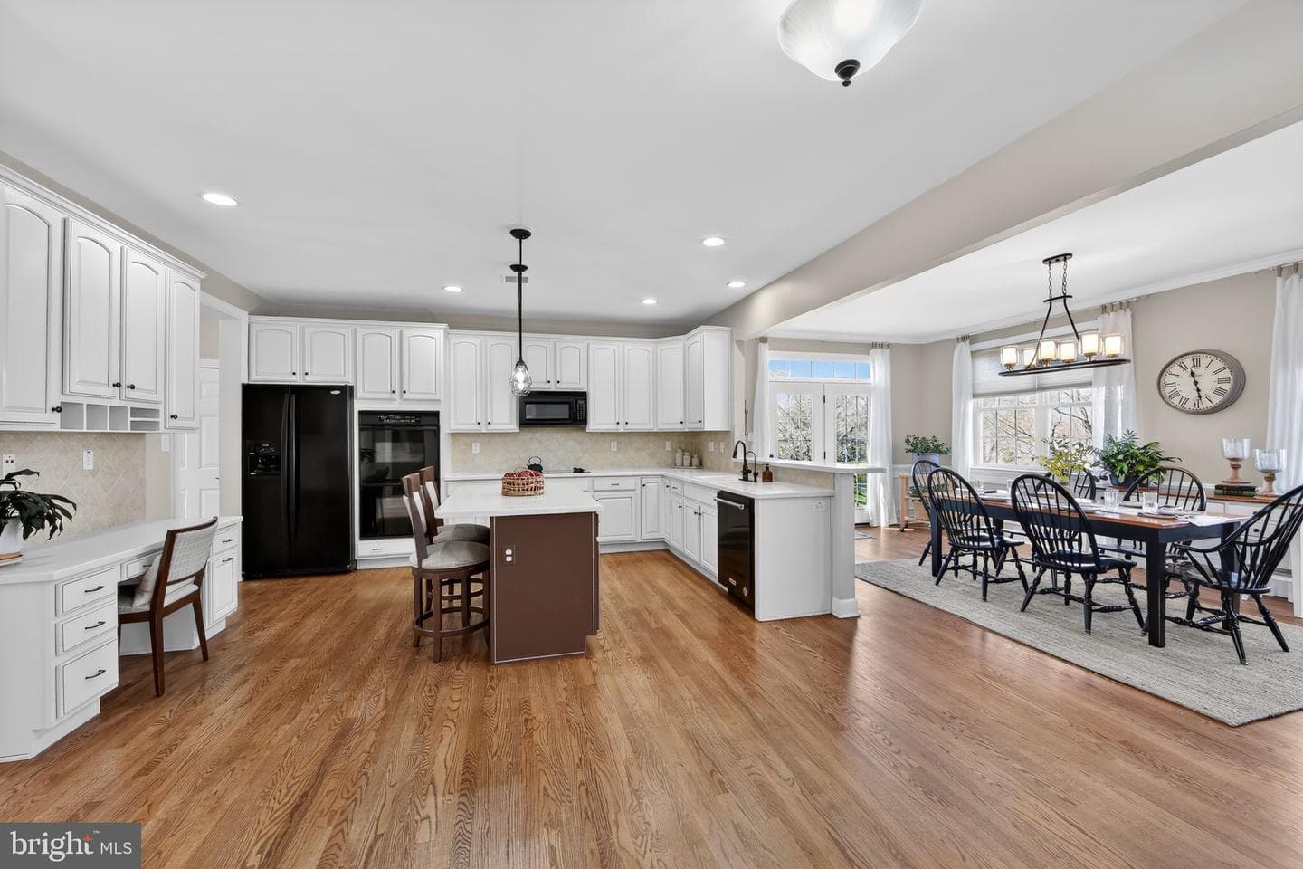 19 Steepleview Drive photo 17