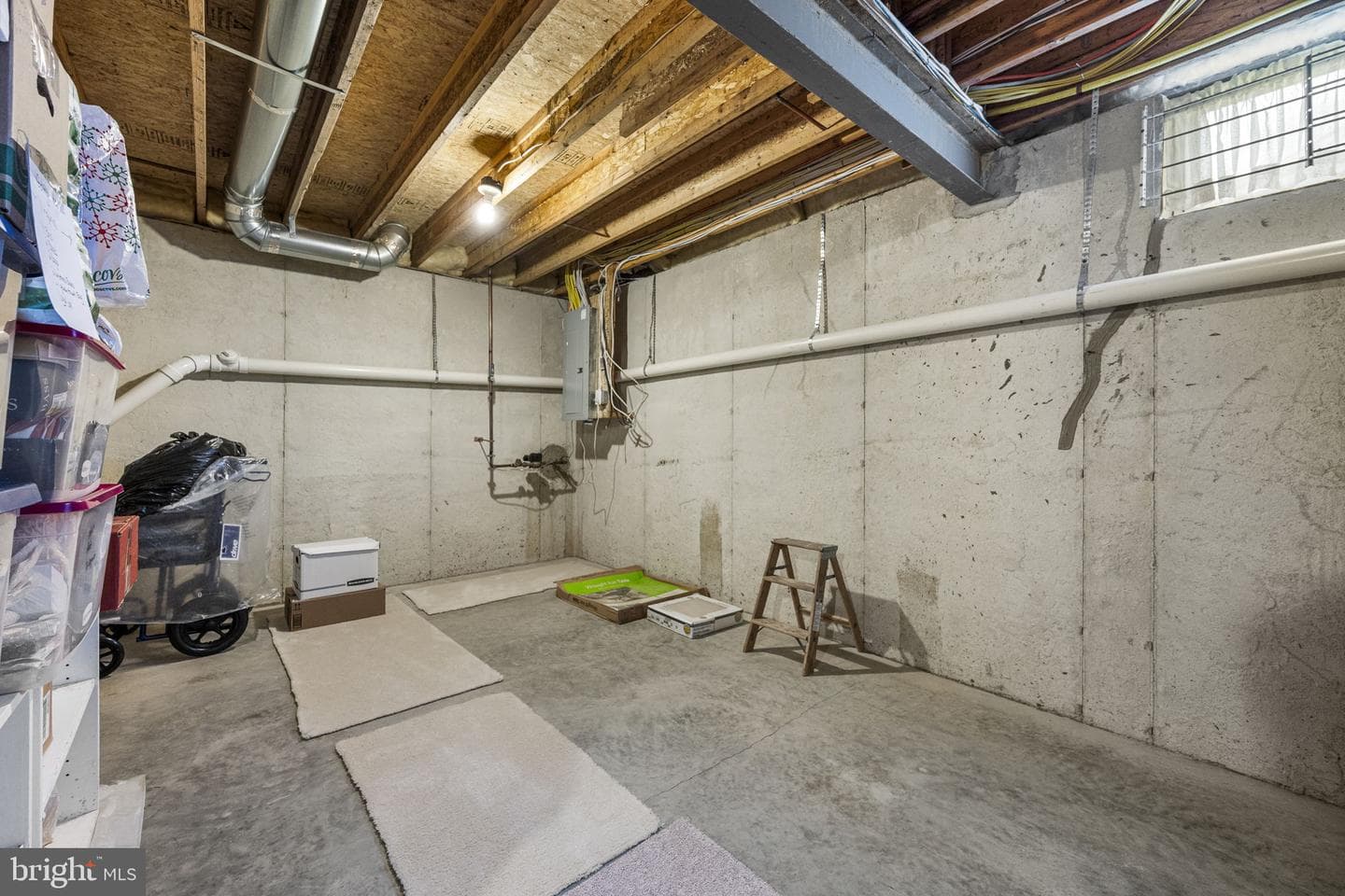 2103 Jacobs Mill Circle photo 30