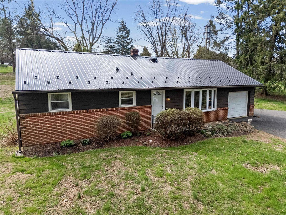 20 Holly Drive