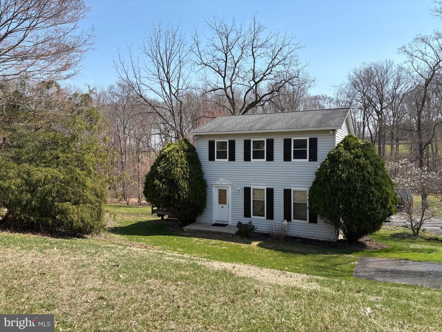 8 Briar Chase Road photo 28