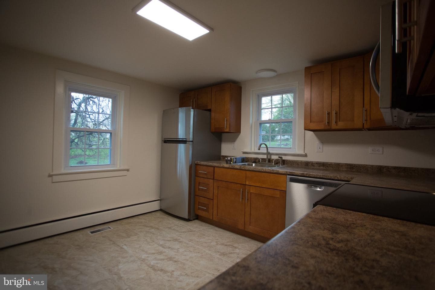 601 Vincent Street photo 7