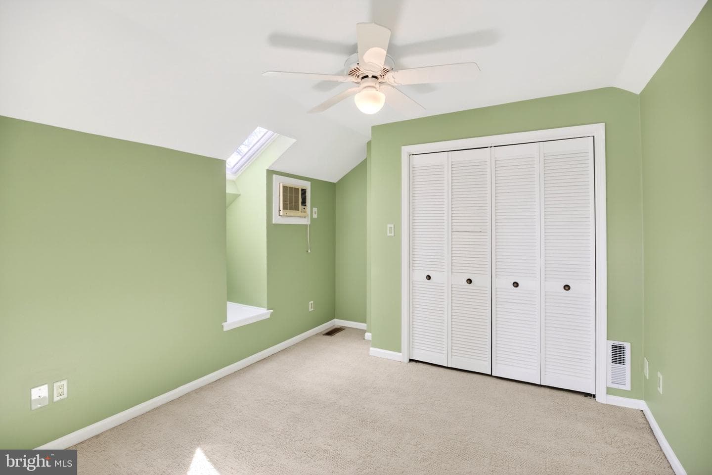 274 Fox Run photo 22