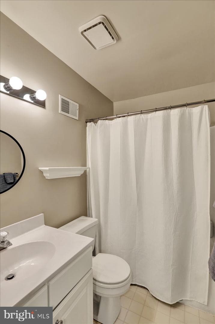1302 Coventry Pointe Lane #1302 photo 33