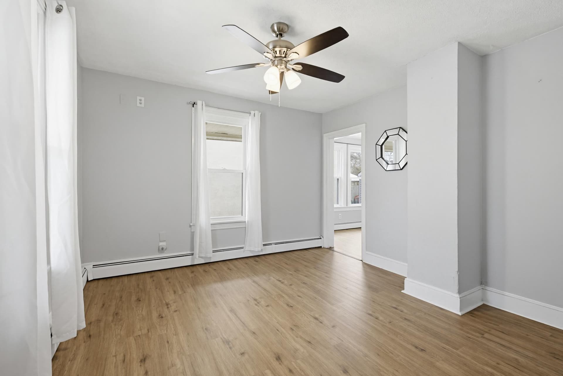 429 Hodgson Street photo 12
