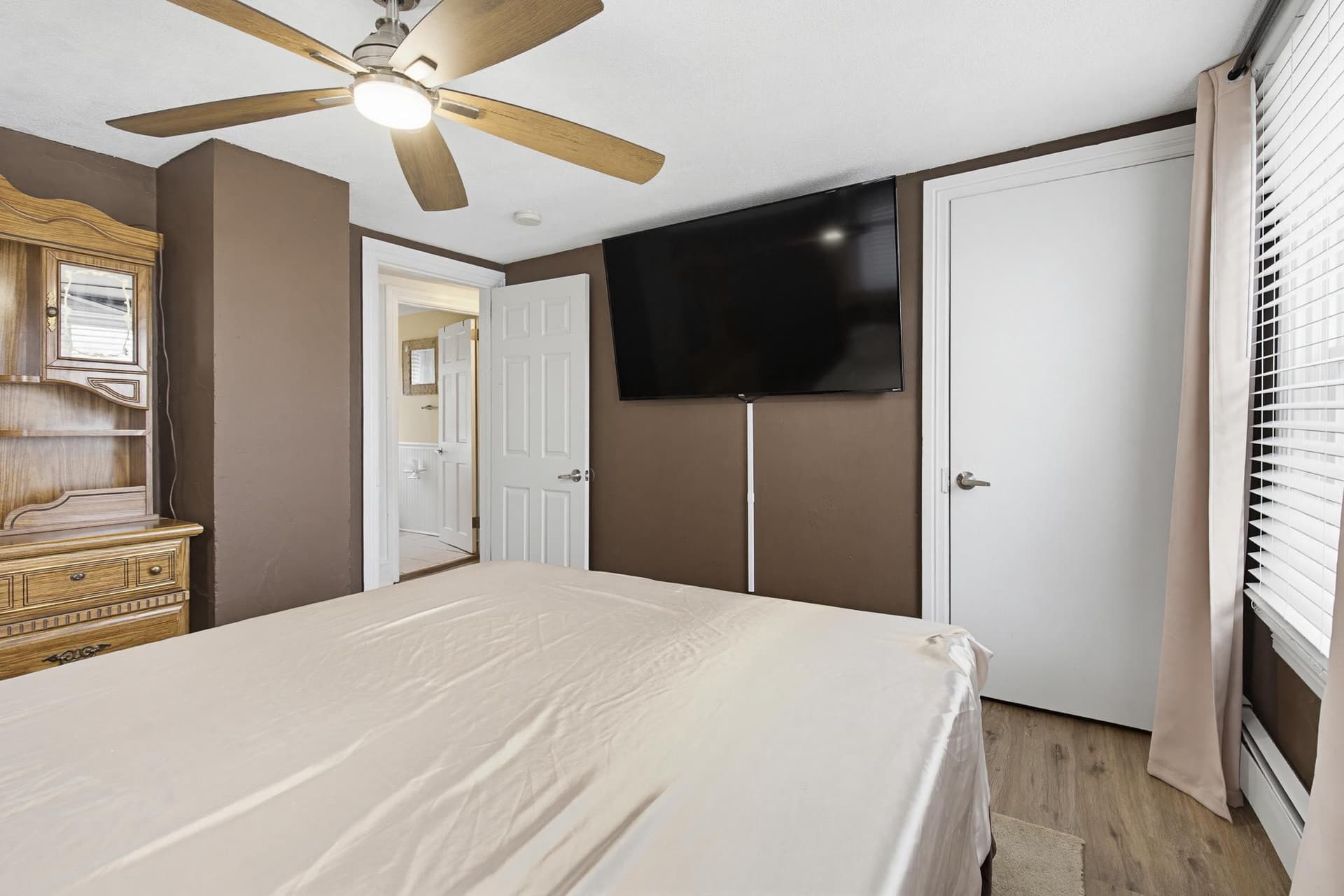 429 Hodgson Street photo 18