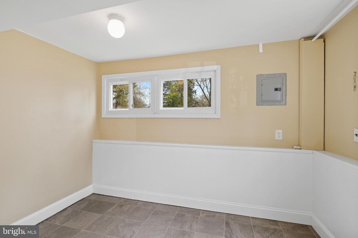 137 Waterloo Avenue photo 32