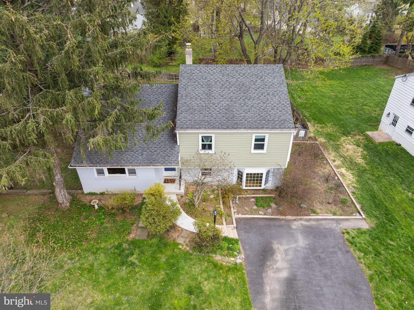 137 Waterloo Avenue photo 4