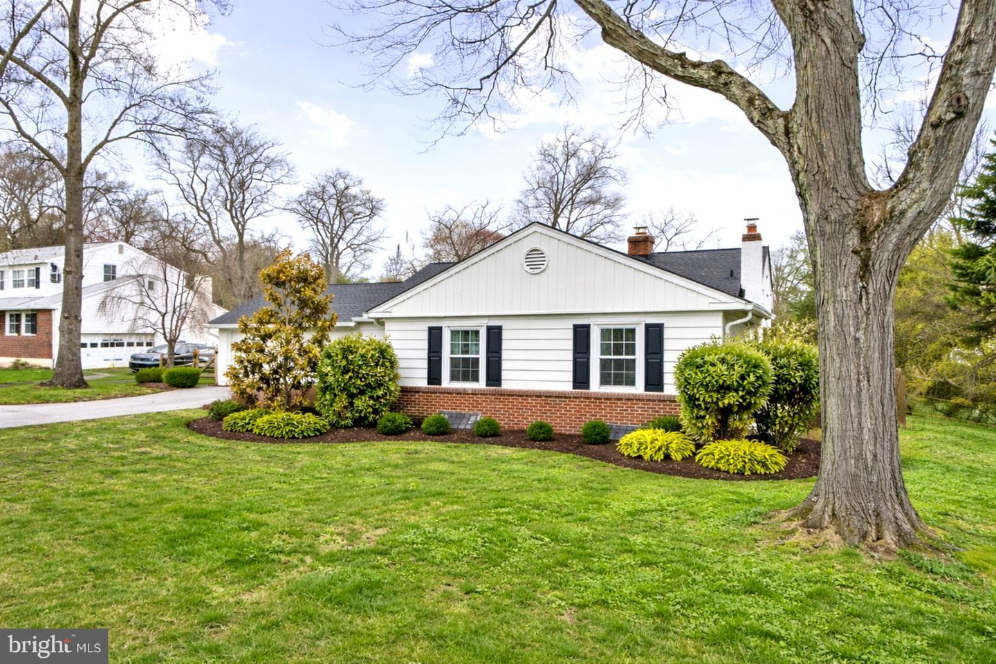 237 Waterloo Avenue photo 2