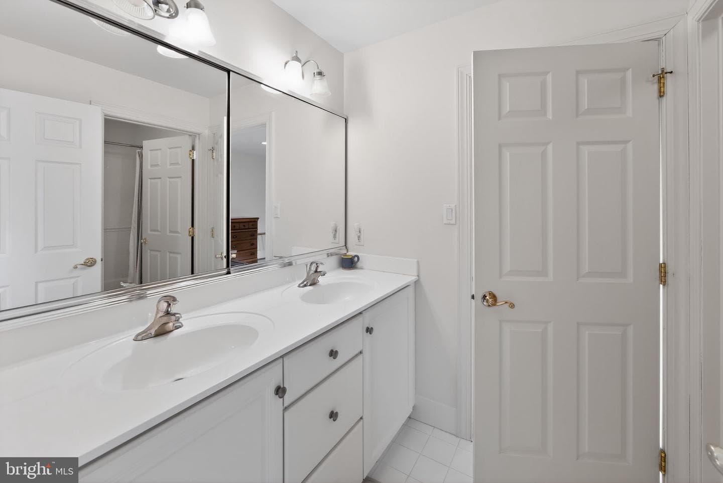 2 Limner Court photo 20