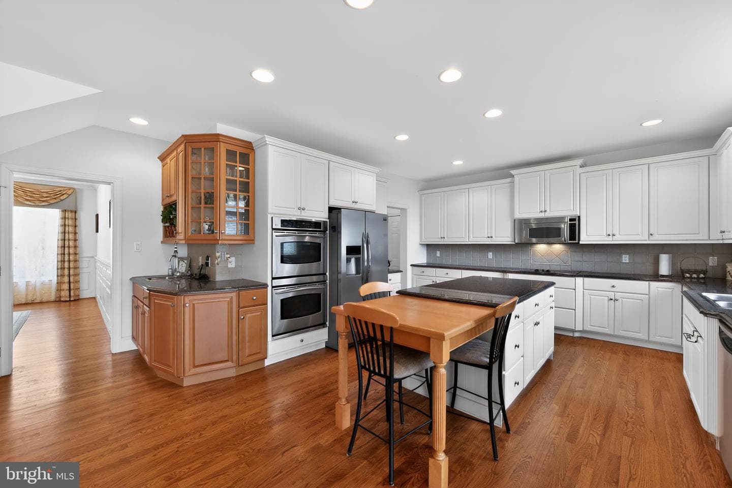 2 Limner Court photo 9