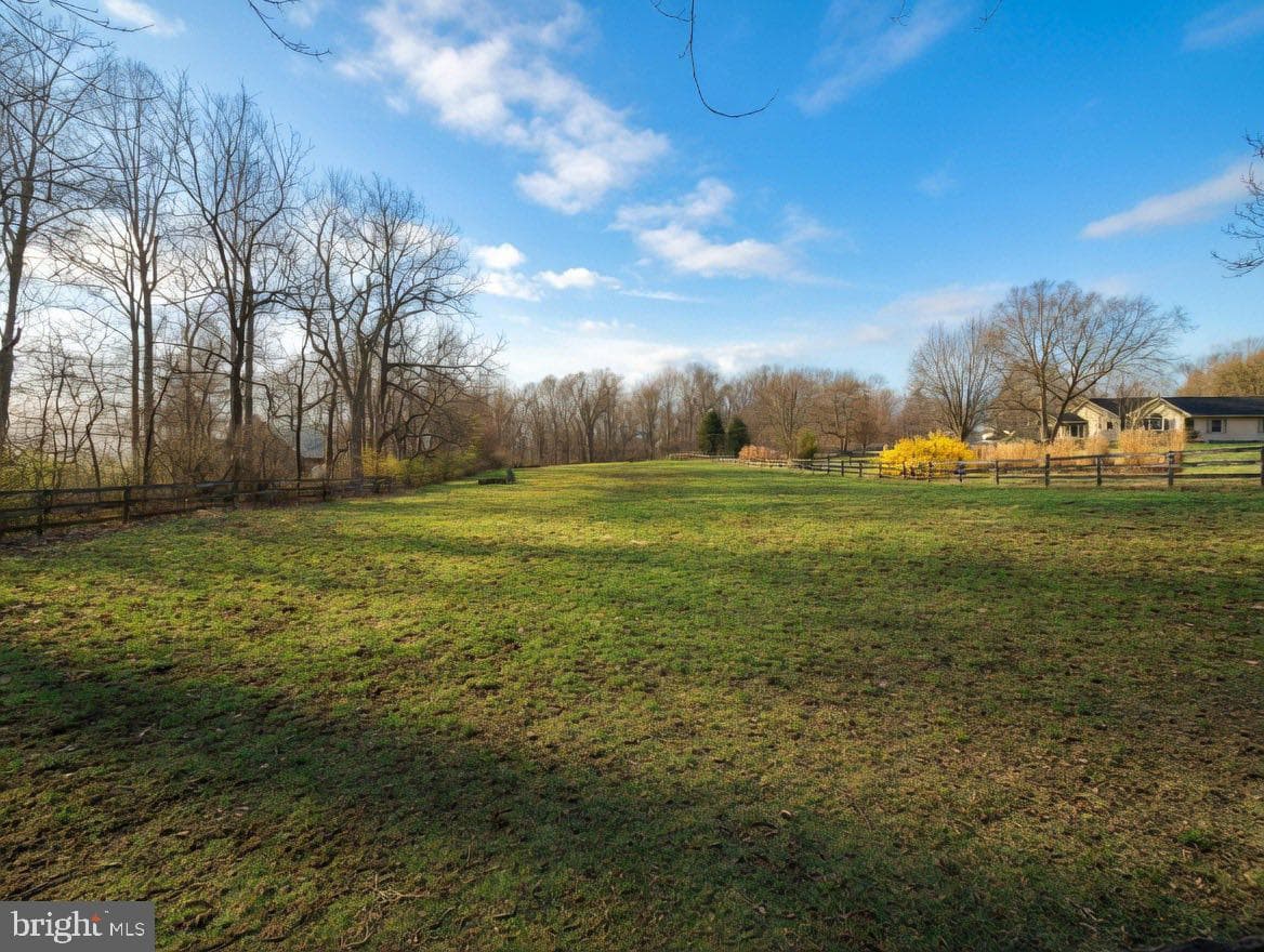 1258 Jaine Lane photo 33