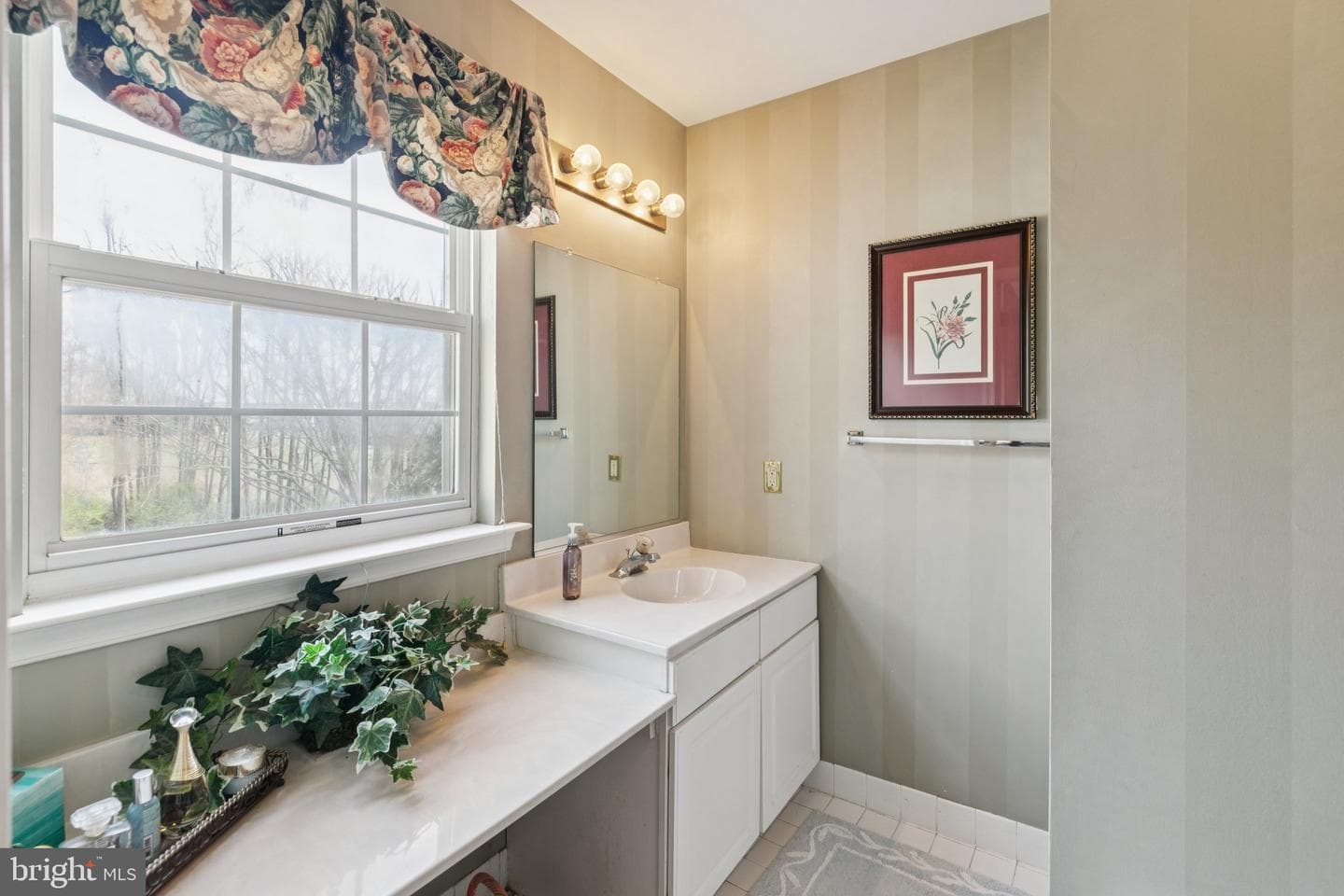 834 Amber Lane photo 22