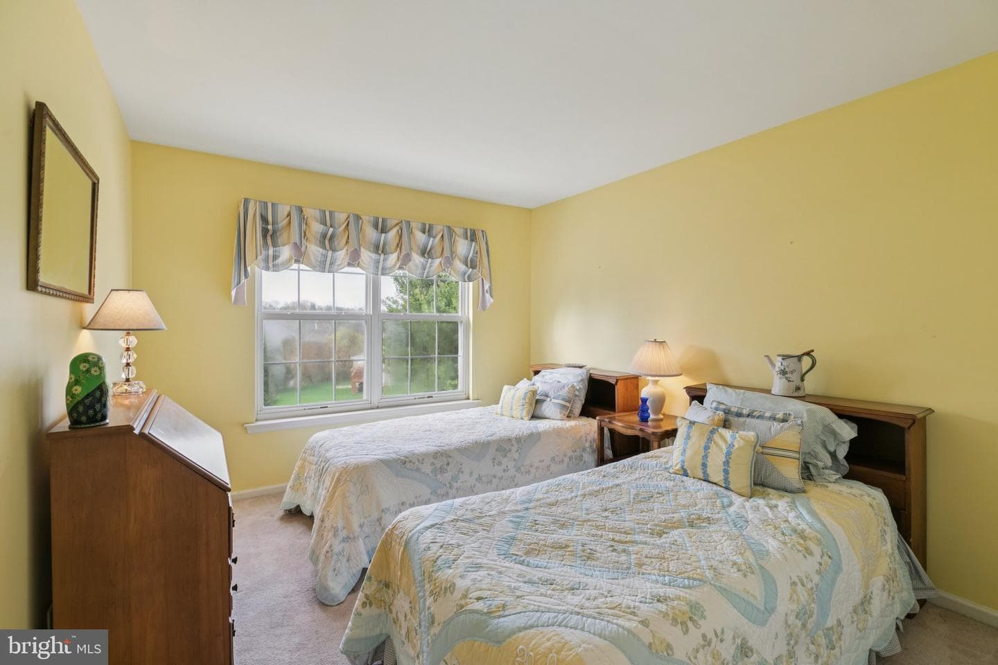 834 Amber Lane photo 25