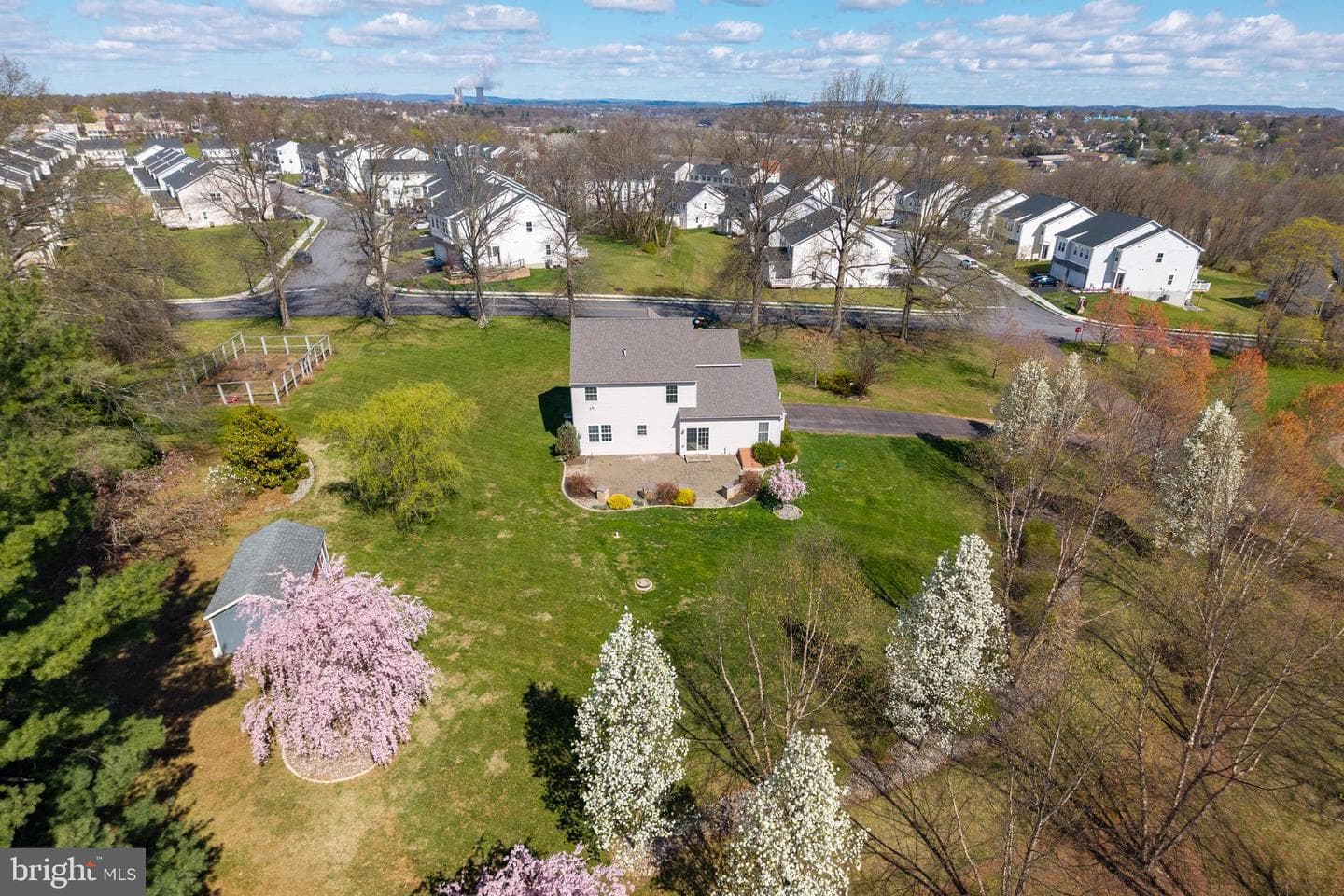1 Winslow Drive photo 4