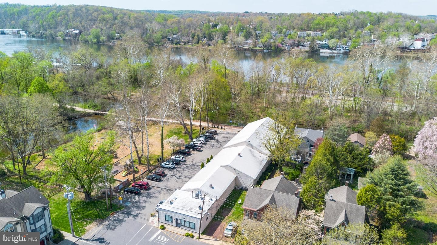 1 Winslow Drive photo 41