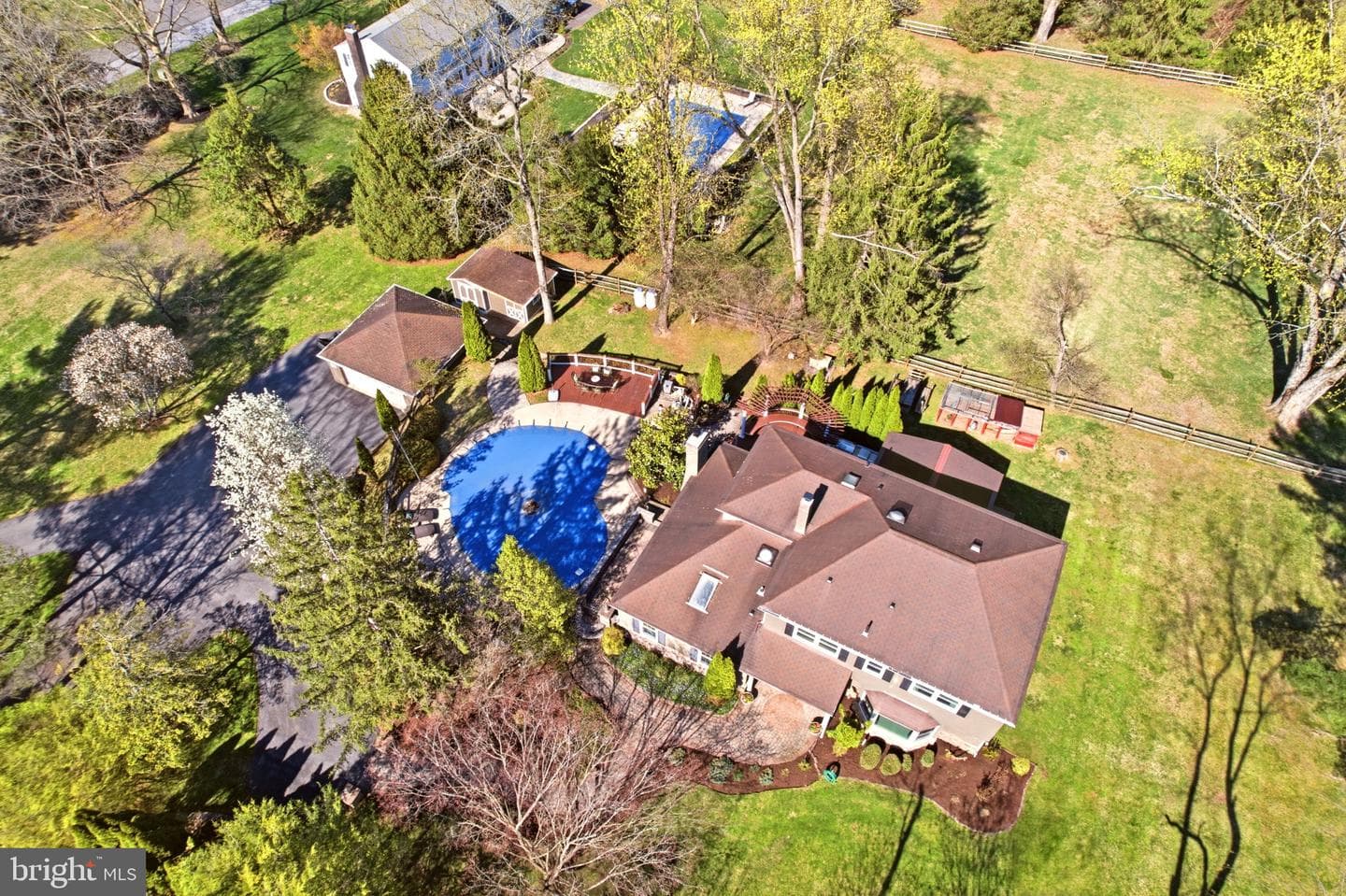 916 General Howe Drive photo 132
