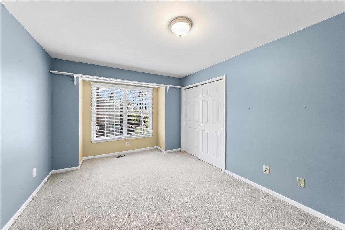 311 Bolton Lane photo 18