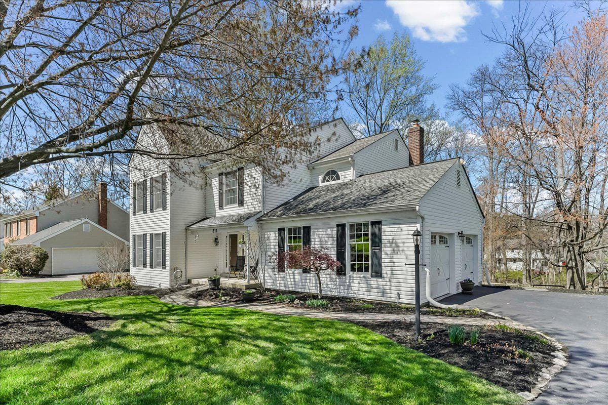 311 Bolton Lane photo 23