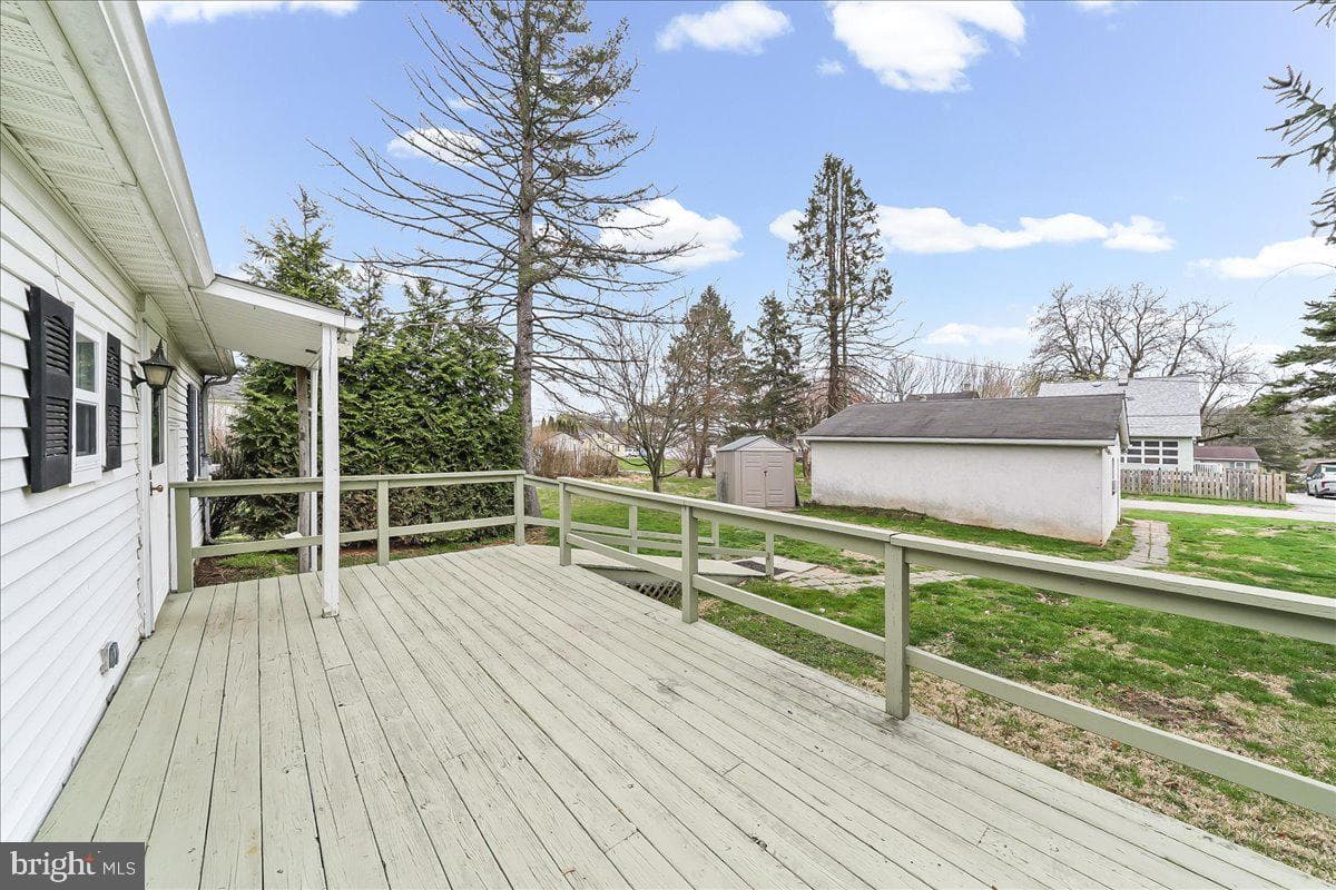 510 3rd Avenue photo 24