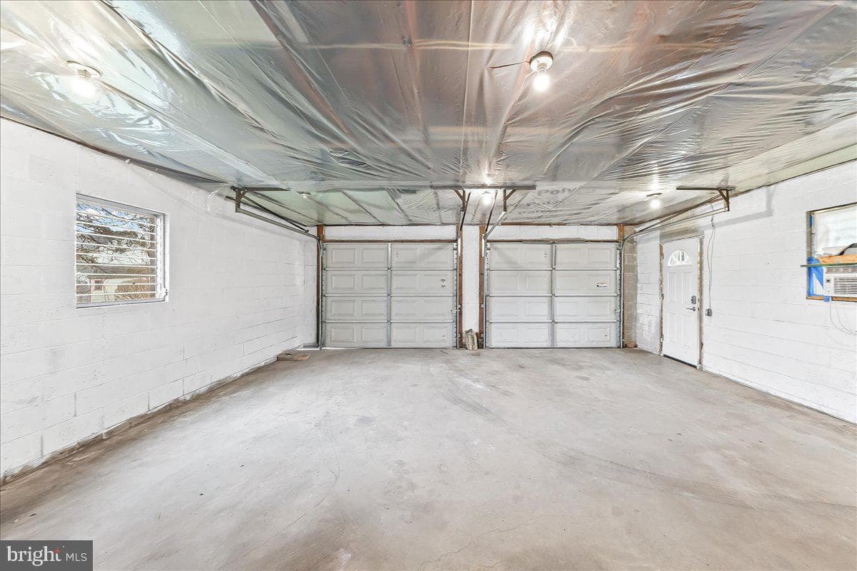 510 3rd Avenue photo 28
