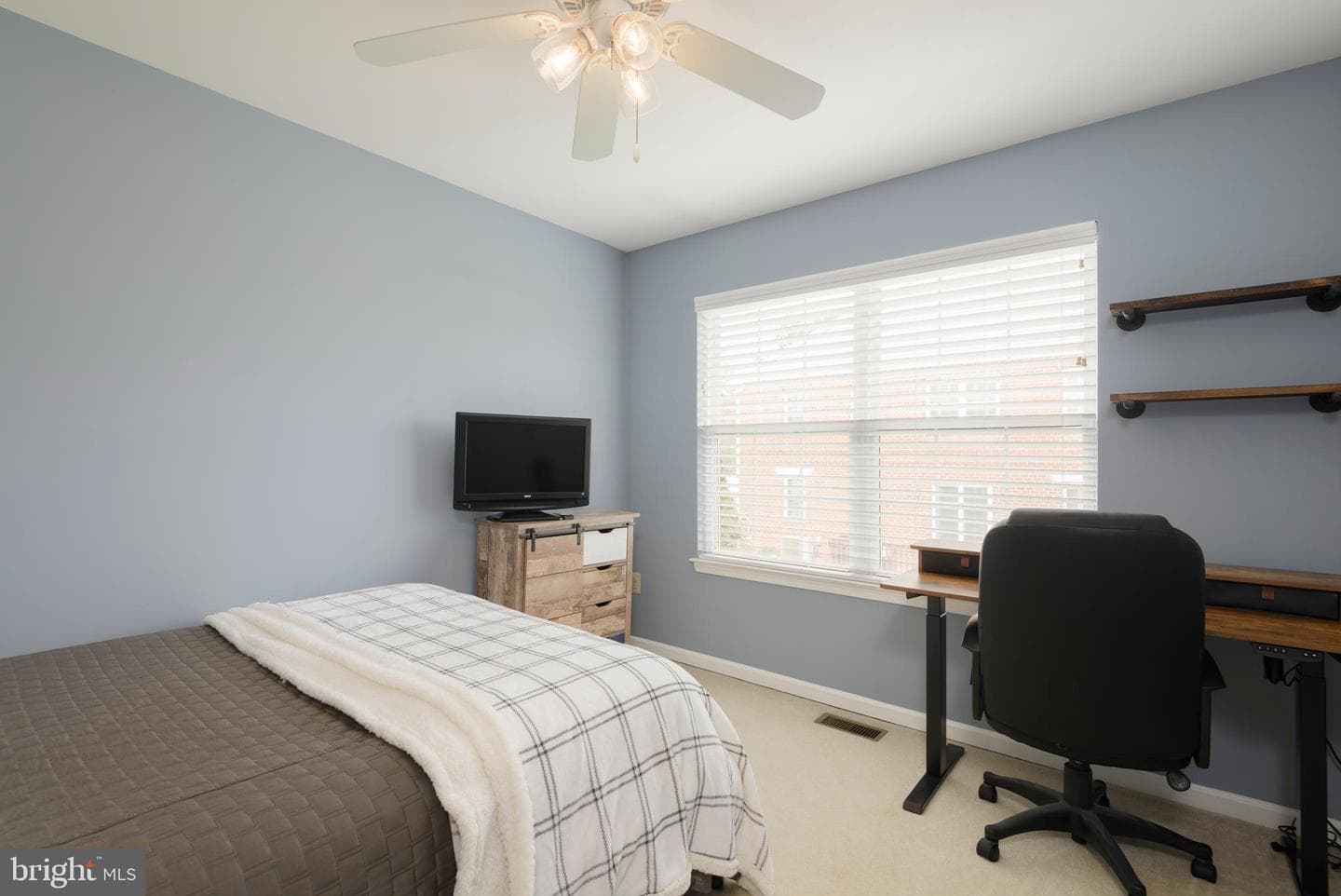 750 E Marshall Street #802 photo 18