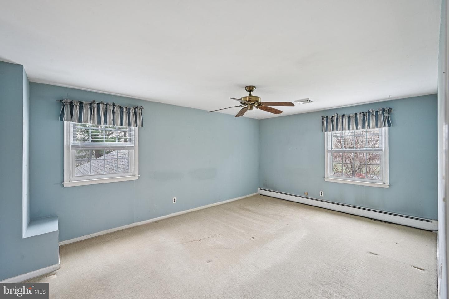 414 Longwood Drive photo 18